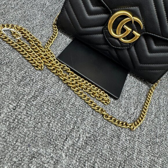 Gucci Marmont Leather Shoulder Bag 650-081425 - Picture 9 of 14